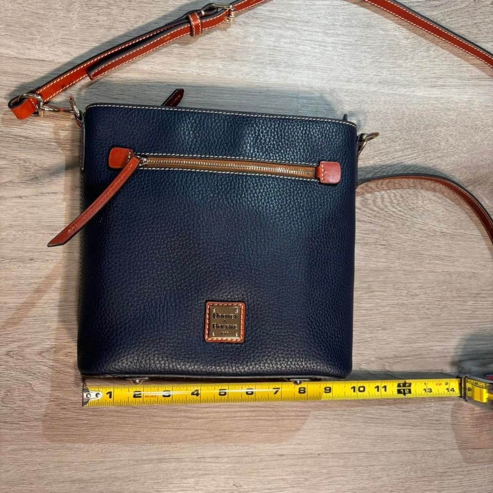 Dooney and Bourke Leather purse